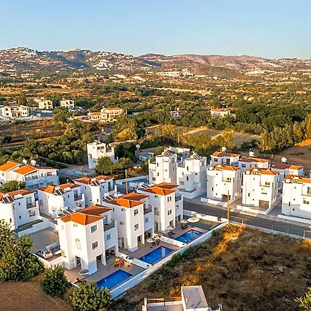 Gorgeous With Private Pool In The Sunsets Outside Just For 2* Πάφος